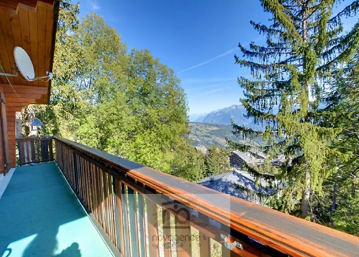 Gopaja A Proche Du Telecabine *